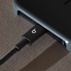 Beats by Dre USB-C to USB-C Woven Cable 5ft Bolt Black