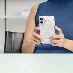 SPH661268WH24 Fleur 3D Case iPhone 16 White