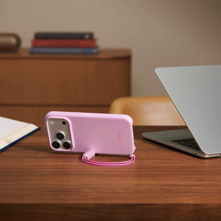 MGY84LLA Kickstand Case with MagSafe and Camera Control iPhone 17 Pro Pebble Pink
