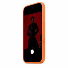MGFL4ZMA Silicone Case with MagSafe iPhone 17 Pro Max Orange